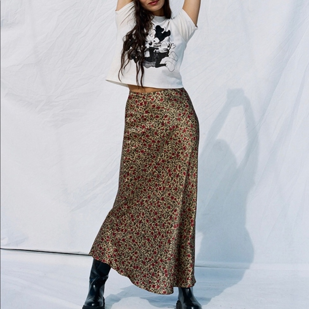 Realisation The Joni Maxi Skirt in Dahlia print